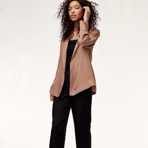 Wilfred Jackets & Blazers - Aritzia -Wilfred- -Oriane Blazer w/tie  -Nutmeg -NWT-
Sz S-Pockets-Stunning ! 😍​